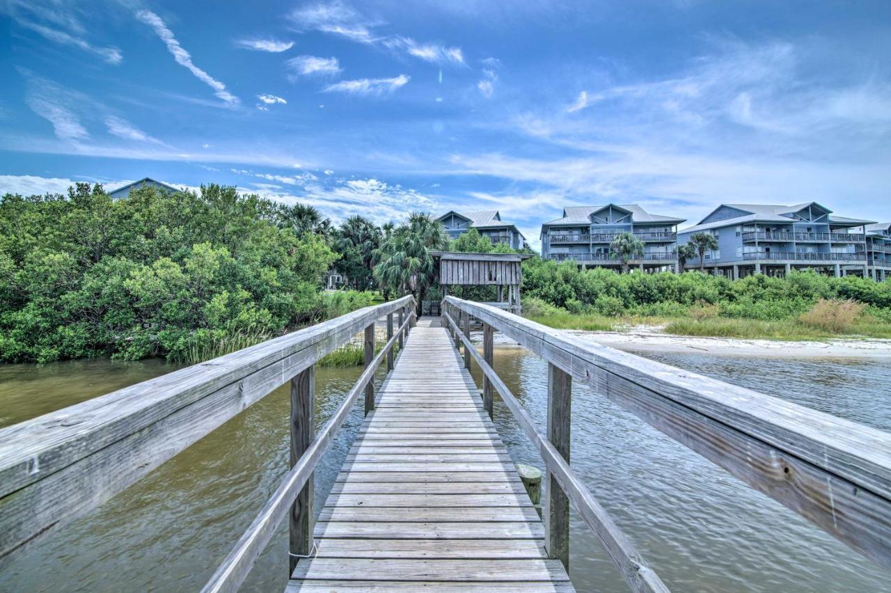 Beachfront Cedar Key Retreat With Pool Access! Ngoại thất bức ảnh