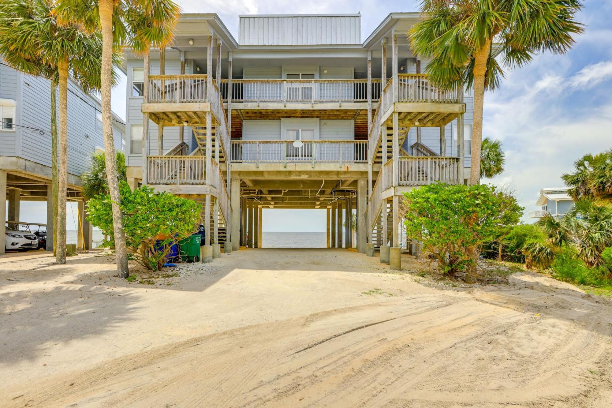 Beachfront Cedar Key Retreat With Pool Access! Ngoại thất bức ảnh